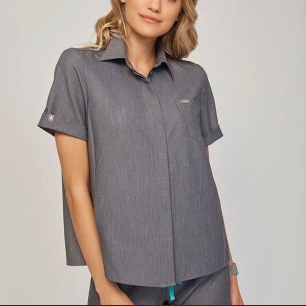 FIGS Cuffed Button Front Scrub Top Size M